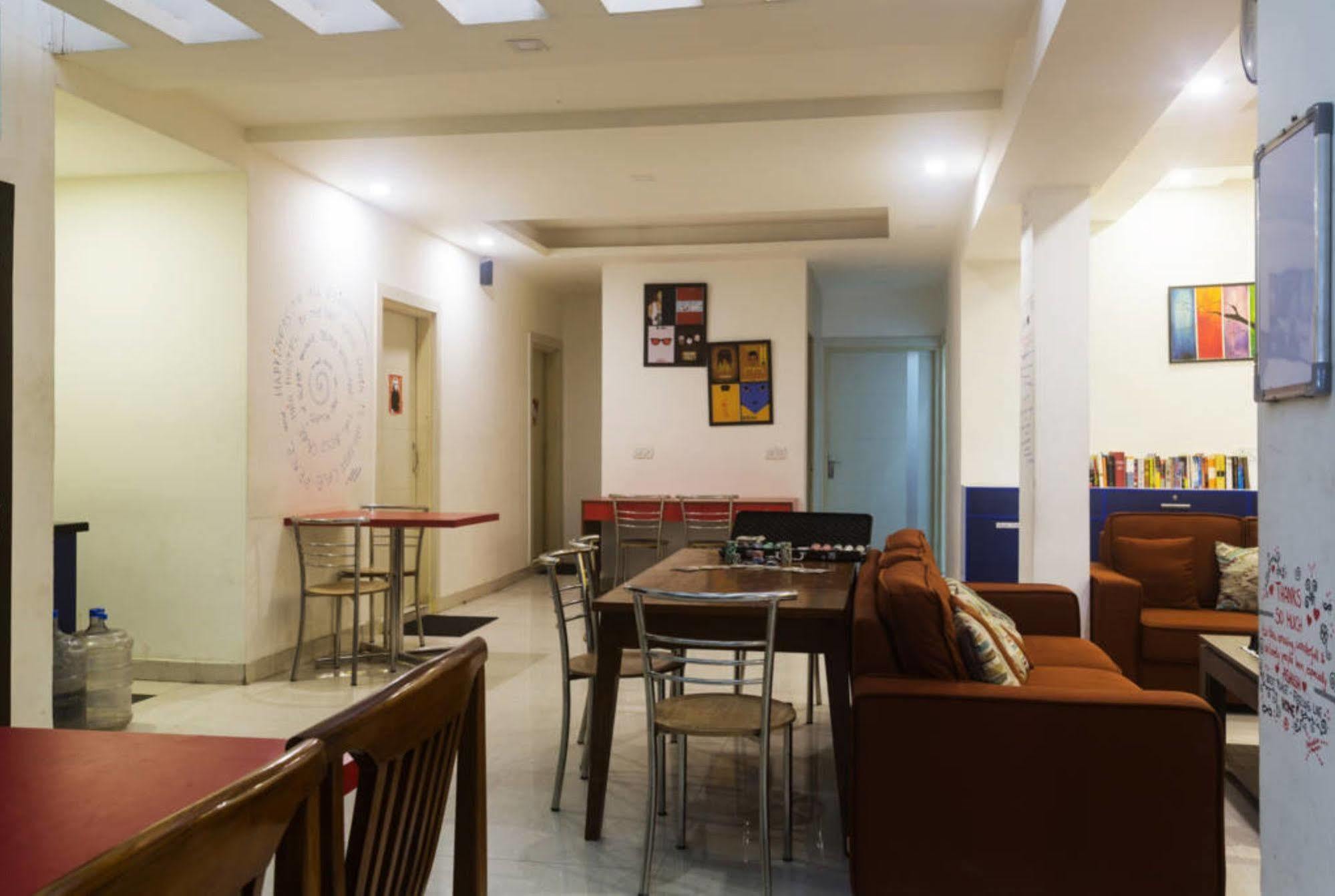 Joey'S Hostel Delhi Νέο Δελχί Εξωτερικό φωτογραφία