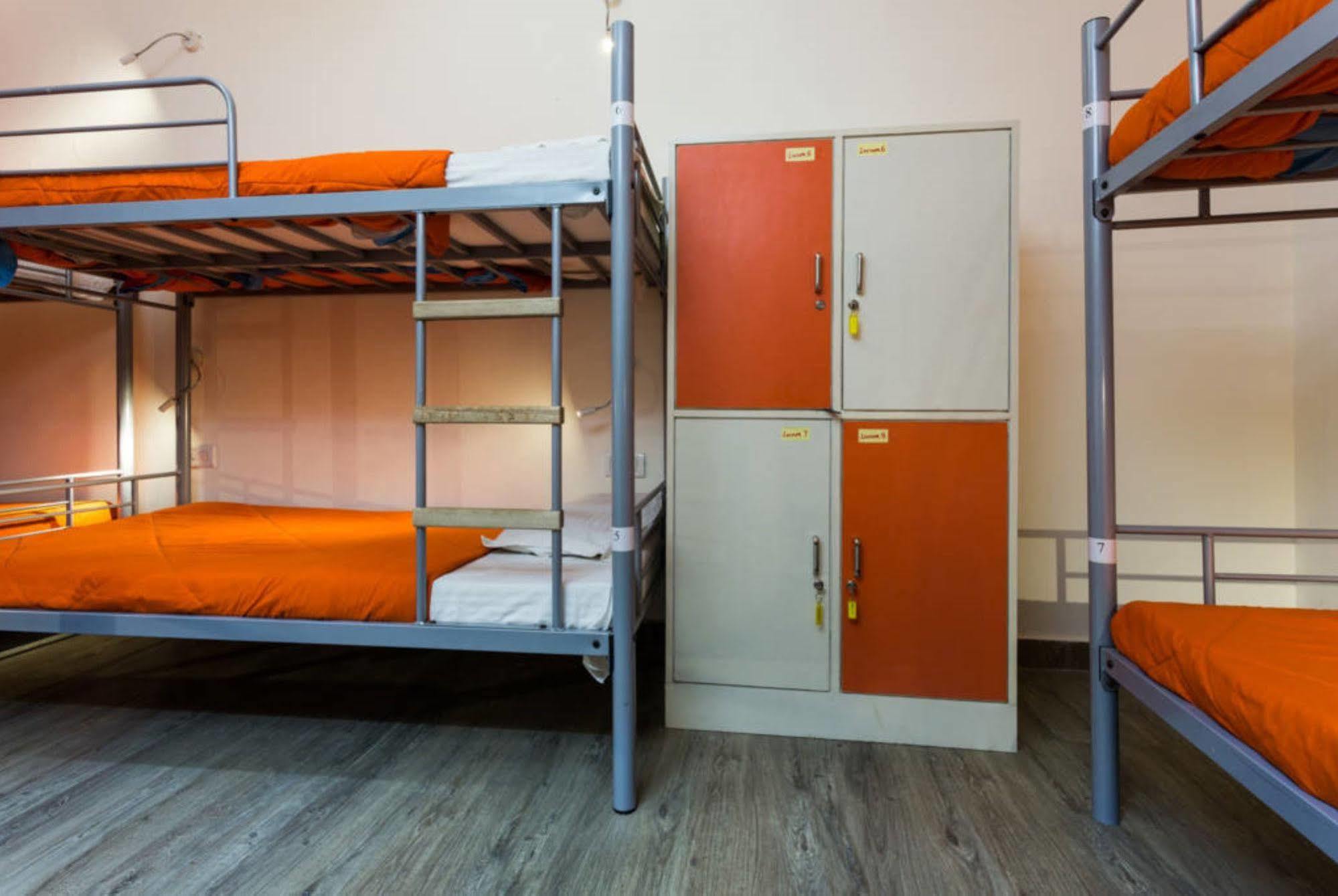 Joey'S Hostel Delhi Νέο Δελχί Εξωτερικό φωτογραφία